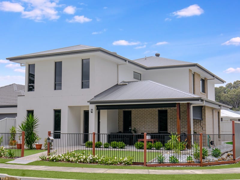 See This 2500 Sq Ft Apartment For Sale Is All Set For You In North Azampur, Dakshin Khan